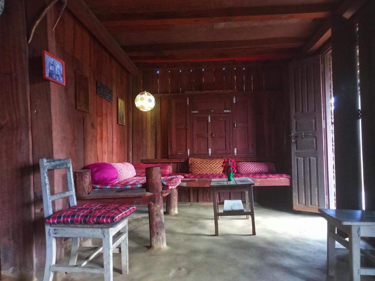 Shanta Ghar A Rustic Guesthouse Chitwan Luaran gambar