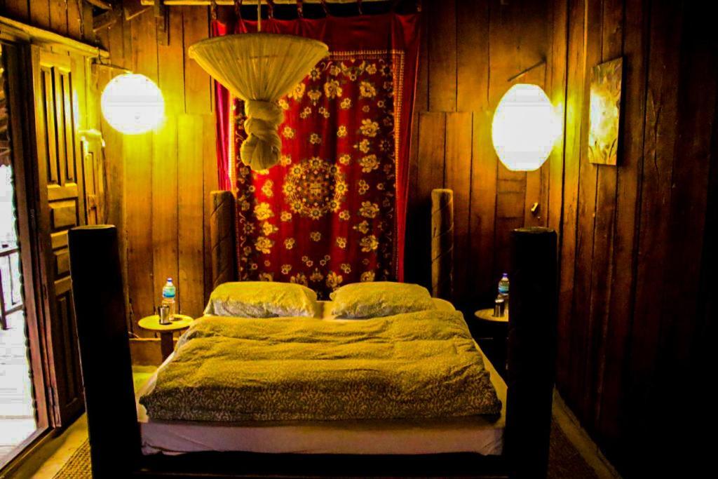 Shanta Ghar A Rustic Guesthouse Chitwan Luaran gambar