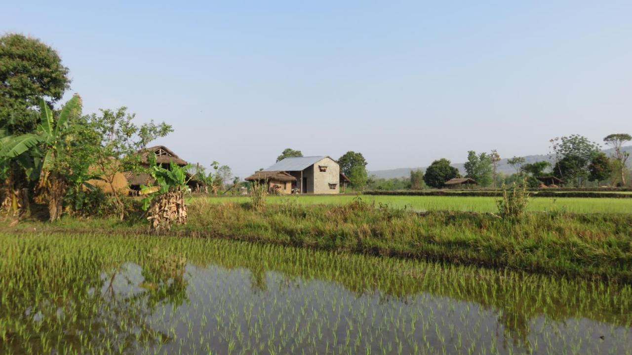 Shanta Ghar A Rustic Guesthouse Chitwan Luaran gambar